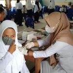 Vaksinasi di SMPN 1 Baebunta, Sekolah Siapkan ‘Ojek’ bagi Siswa Ketinggalan Dokumen